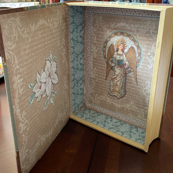 Punch Studio Celestial Angels Decorative Book Box Large - Picture 10 of 12